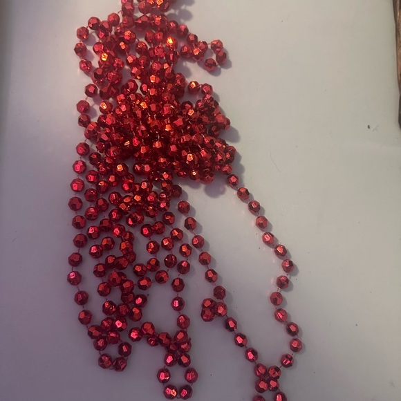 Red Beaded Christmas Tree Garland Home Decor - Picture 4 of 5
